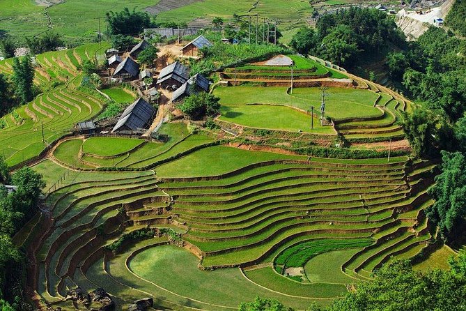 Sapa 3 Days 2 Nights Trekking Tour From Hanoi (2 Nights in Hotel) - Hotel rooms and included meals