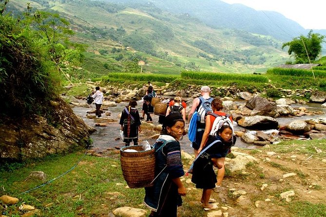 Sapa 3 Days 2 Nights Trekking Tour From Hanoi (2 Nights in Hotel) - The long ride from Hanoi to Sapa
