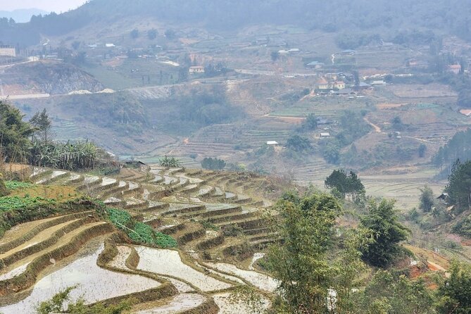 Sapa - Bac Ha Trek Tour - Night Train & Bus & Homestay overnight - Ta Van homestay and a night in the valley