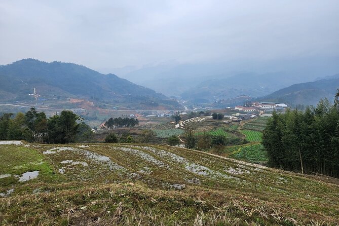 Sapa - Bac Ha Trek Tour - Night Train & Bus & Homestay overnight - Sunday morning at Bac Ha Market
