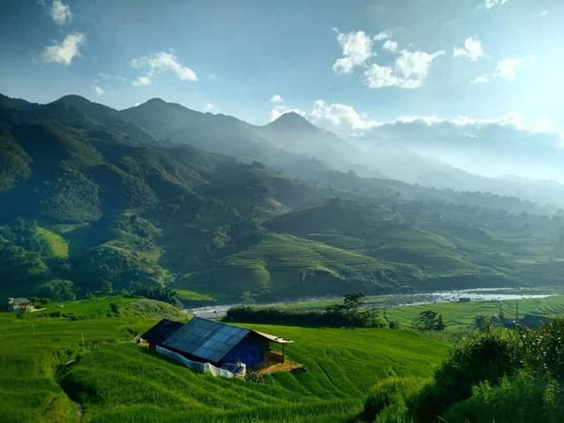 Sapa: Muong Hoa Mountain Views and Villages Trek with Lunch - The route changes from summit views to village paths
