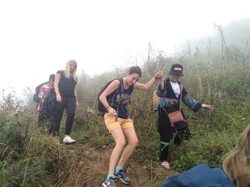 Sapa: Private trek to Muong Hoa Valley - Lunch beside the river or at a local restaurant