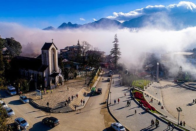 Sapa Trekking Tour by Night Train from Hanoi 3 Nights - 2 days - Morning arrival in Lao Cai and the road to Sapa