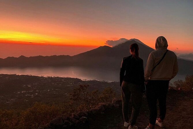 Sharing Mount Batur Sunrise Trekking And Natural Hot Spring - Sunrise, Lake Batur, and breakfast at the summit