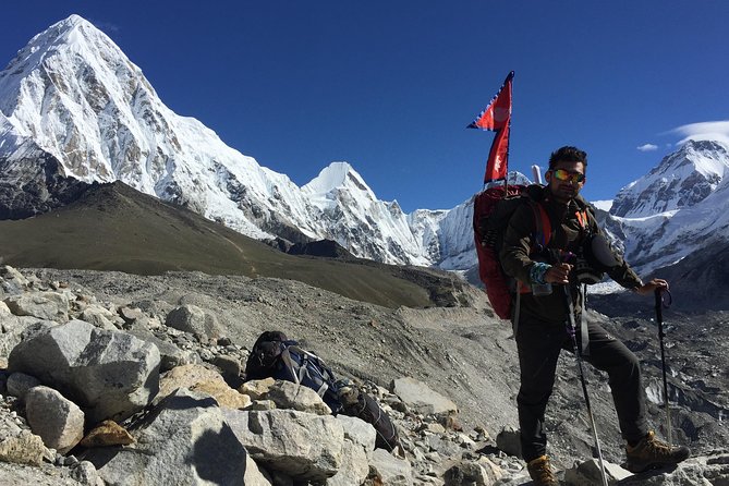 Short Everest Base Camp Trek 10 Days - Day 2: The long climb to Namche Bazaar