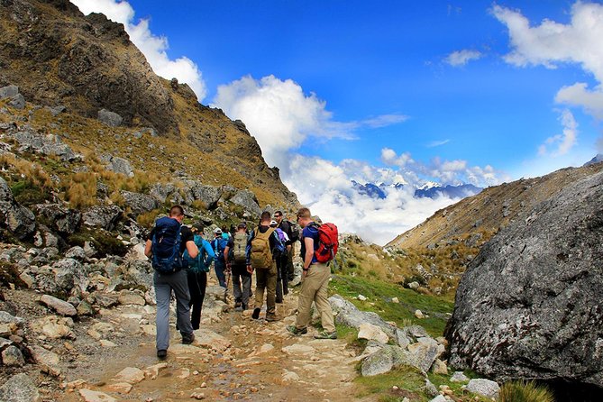 Short Inca Trail 2 Day Hike to Machu Picchu with Permits & Train - The return train and long ride to Cusco