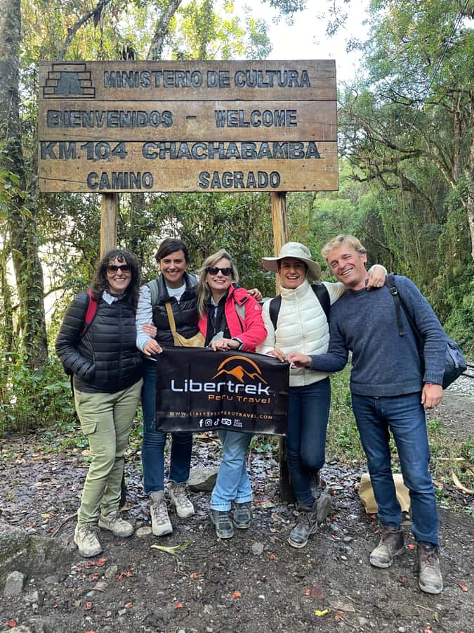 Short Inca Trail to Machu Picchu 2D/1N - KM 104 and the first climb to Chachabamba