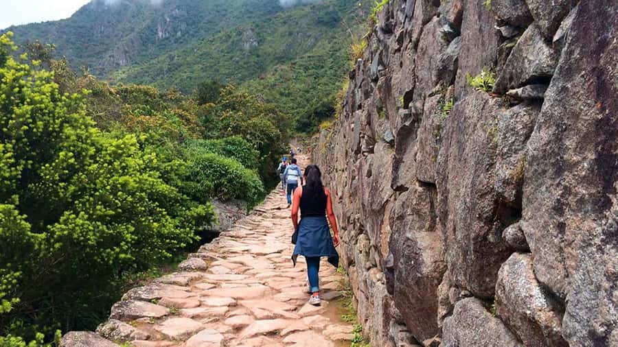 Short Inca Trail to Machu Picchu 2D/1N - The 4:00 AM start from Cusco