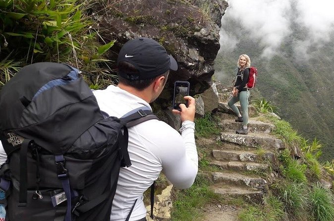 Short Inca Trail To Machu Picchu - Walking through the Sun Gate to Machu Picchu