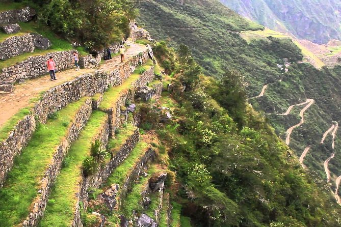 Short Inca trail to MachuPicchu || 2days - 1nigth || - The early transfer to Ollantaytambo and Km 104