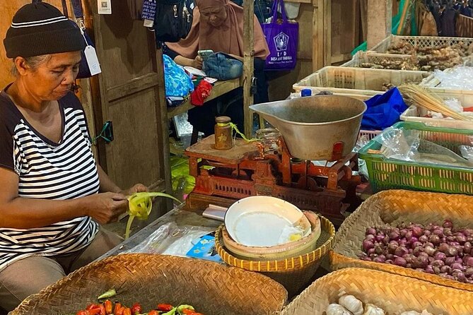 Sidemen Trekking: A Walk from a Different Perspective - Starting at Sidemen Traditional Market