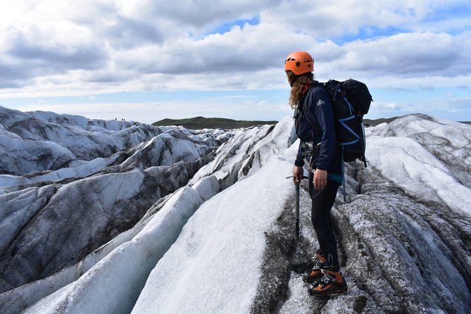 Skaftafell Ice Caving & Glacier Hike - Weather, clothing, and the meeting point