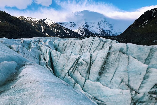 Skaftafell Ice Caving & Glacier Hike - Who should book this experience