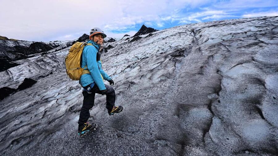 Sólheimajökull: Glacier Hike and Ice Cave Tour - The return route and the full 210 minutes