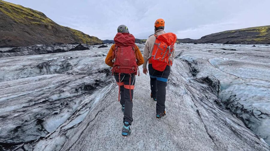 Sólheimajökull: Glacier Hike and Ice Cave Tour - Meeting at the Sólheimajökull parking lot