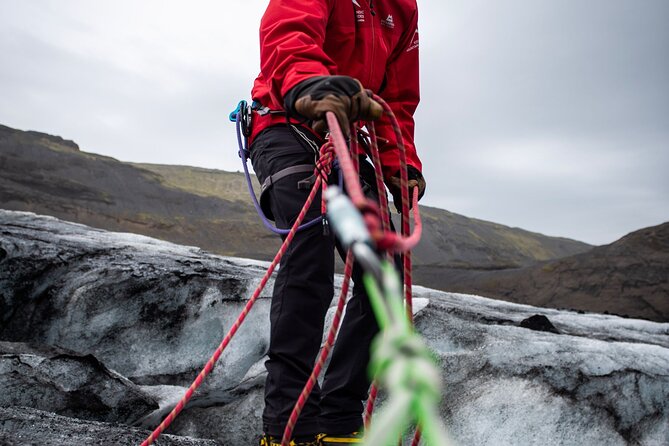 Sólheimajökull: Glacier Hike Exploration - Why the guide matters on this route