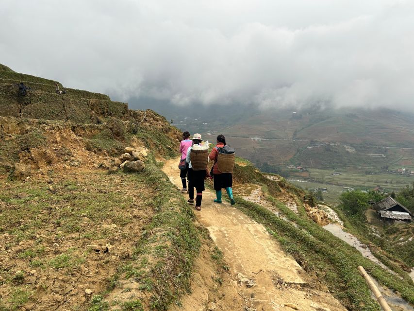 Soob Sapa Trekking Tour - Lunch with a local family in Y Linh Ho