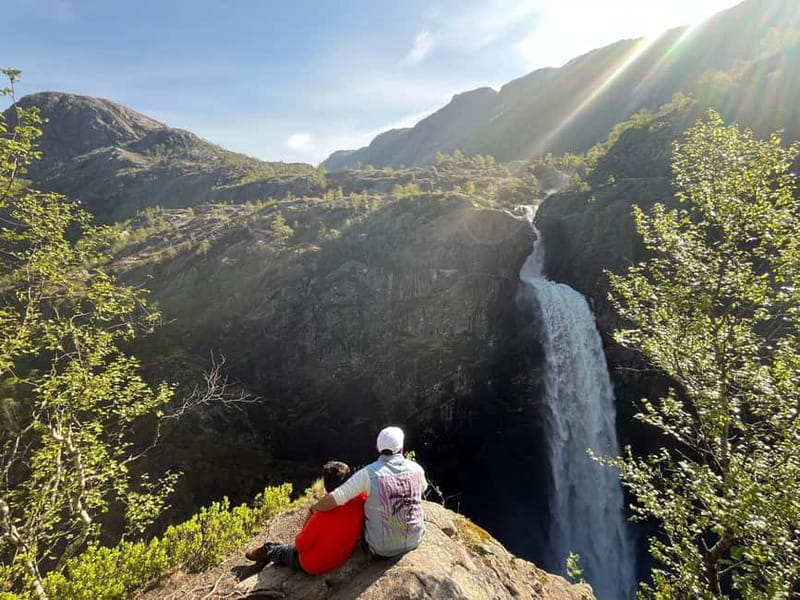 Stavanger: Månafossen Waterfall and Via Ferrata Bouldering - Who will get the most from this tour