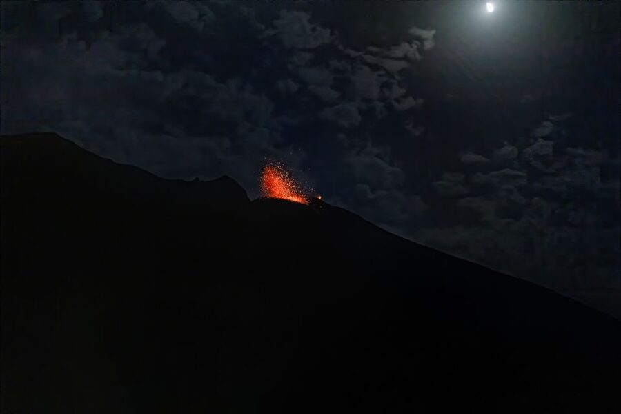 Stromboli: Sunset Trekking at Sciara del Fuoco - Key points to know before you book