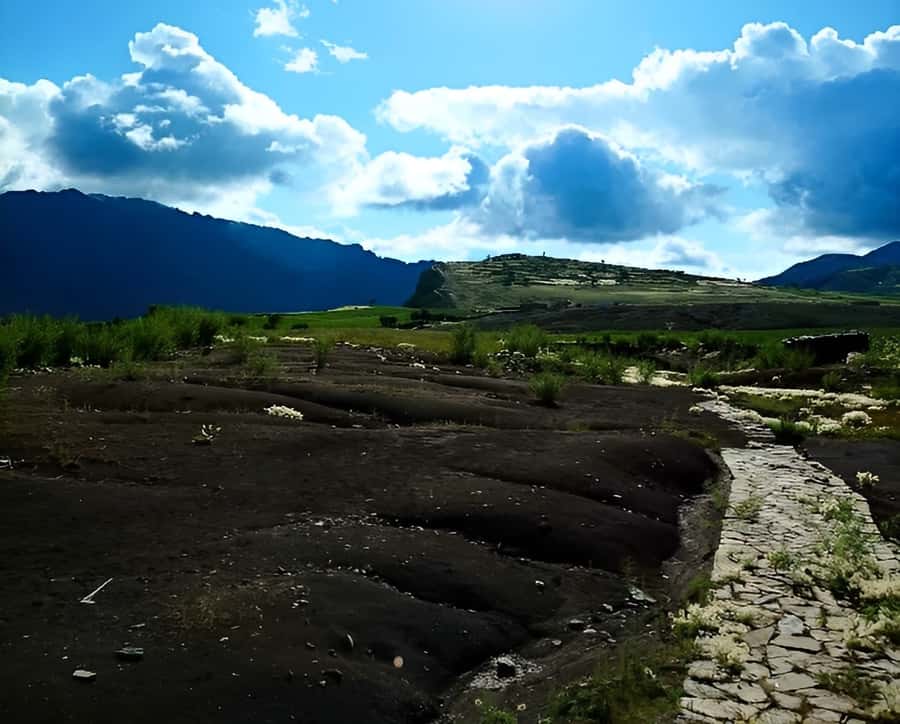 Sucre: 1-Day Trek in the Crater of Maragua and Inca Trails - Altitude, weather, and what to pack