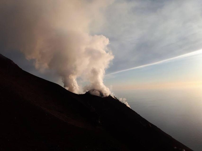 Sunset Trekking on vulcano Stromboli - What the descent by Punta Labronzo is like