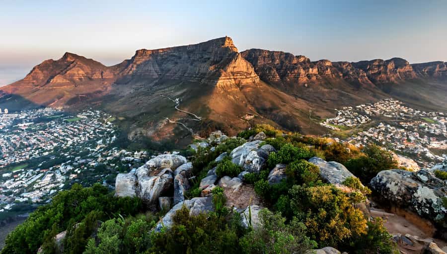 Table Mountain Hike, Township and Bo-Kaap Full Day Tour - The morning climb to Table Mountain