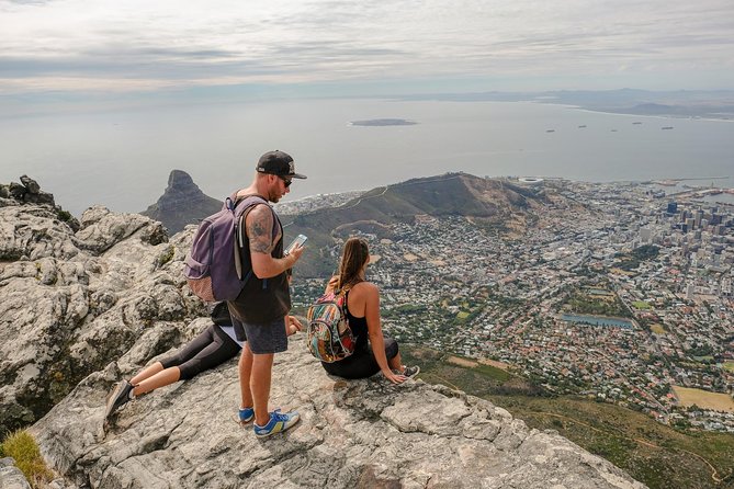 Table Mountain Summit Hike via Kasteelspoort - Starting in Bakoven with Camp’s Bay below
