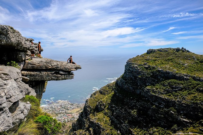 Table Mountain Summit Hike via Kasteelspoort - Climbing Kasteelspoort at a steady pace