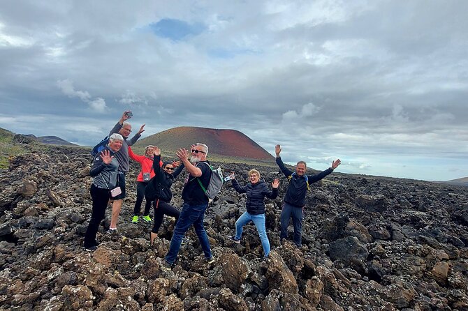 Trekking in the Volcanoes Natural Park in a small group - Heat, water, and what to wear