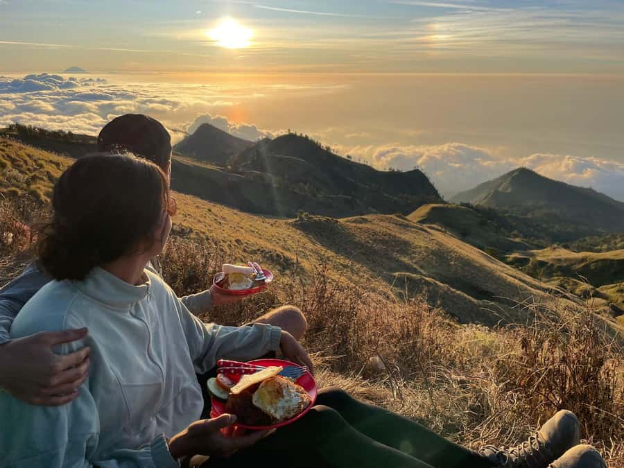 Trekking Mount Rinjani 2D/1N To Second Summit - Breakfast, then five hours downhill to Senaru