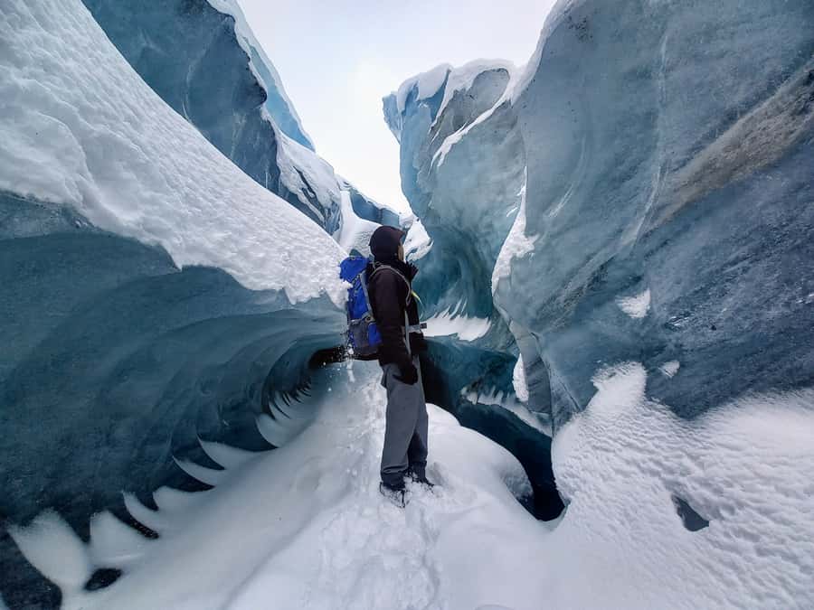 Trekking to Vinciguerra glacier and Tempanos lagoon - Reaching Vinciguerra Glacier on foot
