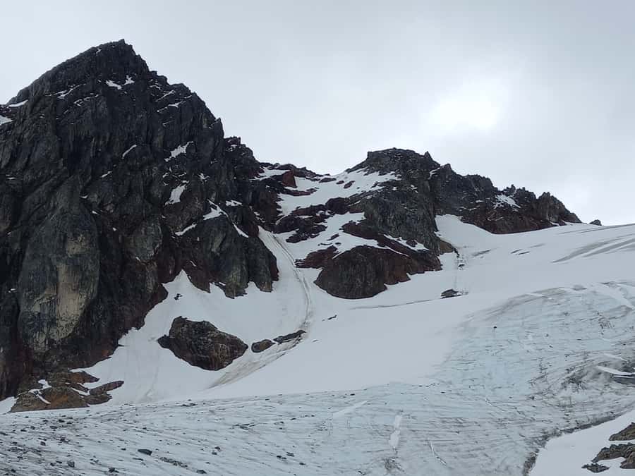 Trekking to Vinciguerra glacier and Tempanos lagoon - Who should book this trek