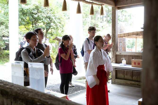 Trekking Tour to Faith, Ancient Paths and the Falls from Hitachi - An onsen night at Nakanoya