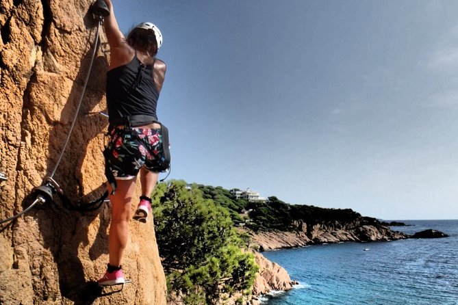 Via ferrata Cala del Molí in Sant Feliu de Guíxols - A guide who keeps the technical parts understandable