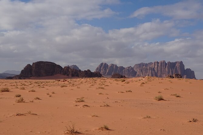 Wadi Rum Mountain Hike: Umm Ad Dami, highest point of Jordan + Jeep tour & Lunch - White Desert and the quieter side of Wadi Rum