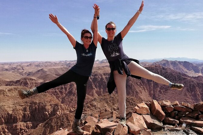 Wadi Rum Mountain Hike: Umm Ad Dami, highest point of Jordan + Jeep tour & Lunch - Sunset at Um Sabatah with sweet Bedouin tea