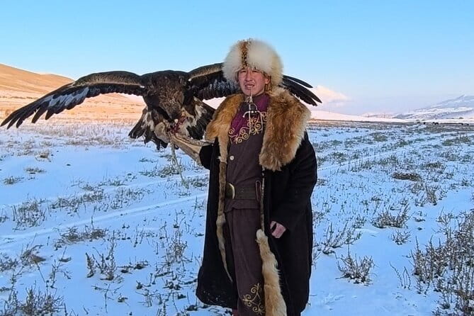 Year-Round Adventure: 3 Days Horse Trek to Song Kul Lake - The horses, guides, and private format